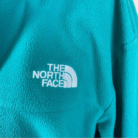 The North Face Teal Long-sleeve Quarter Zip Pullover Sweater/Jacket - Picture 3 of 9